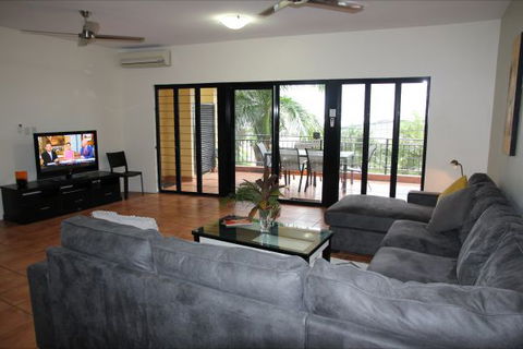Darwin Deluxe Apartments - Accommodation Directory 0
