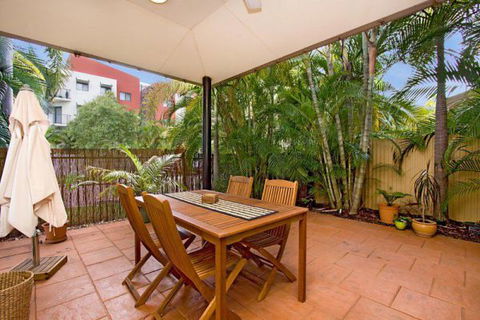 Garunya Executive Townhouse - Accommodation Directory 0