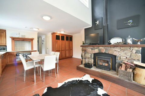 Oberdere Three - Accommodation Directory 15