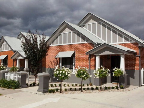 William Cottages - Accommodation Directory 0