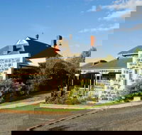 Hermitage Hill Resort - Accommodation Directory