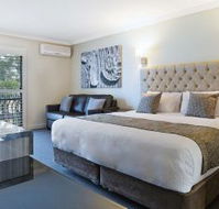 Lincoln Downs Resort  - Accommodation Directory