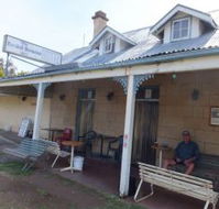 Marshall McMahon Inn - Accommodation Directory