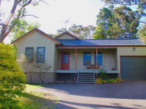 Scenic Cottage - Accommodation Directory 0
