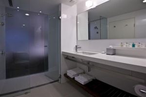 The Gateway Inn - Accommodation Directory 0
