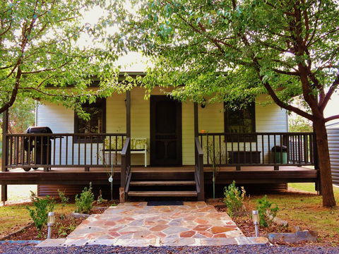 The Guesthouse: Hill End - Accommodation Directory 0