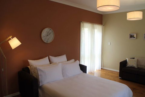 Scenic Cottage - Accommodation Directory 8
