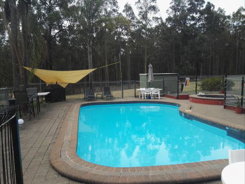 Vineyard Hill Resort - Accommodation Directory 4