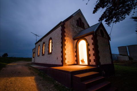 Lakeside Chapel Meningie - Accommodation Directory 0