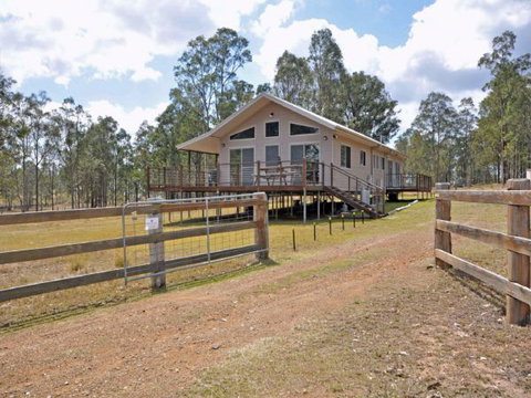 Villa Siena - Accommodation Directory 1