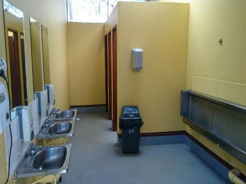 Standley Chasm Angkerle Camping - Accommodation Directory 5