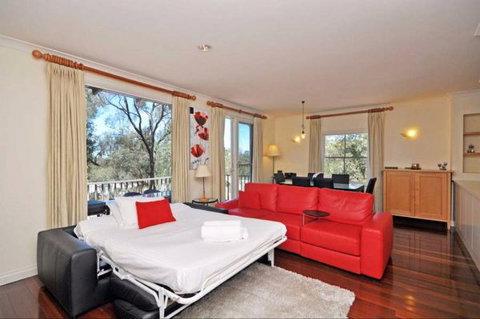 Villa Siena - Accommodation Directory 7