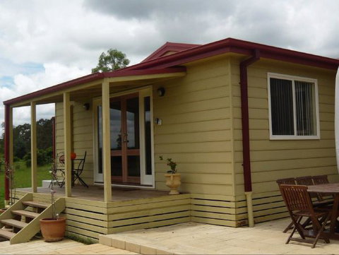 Villa Siena - Accommodation Directory 11