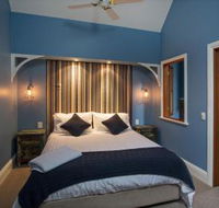 Oak Tree Lodge - Accommodation Directory