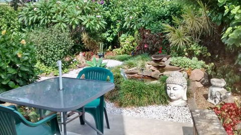 The White House - Shellharbour Village - Accommodation Directory 7