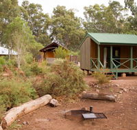 Alligator Lodge - Mount Remarkable National Park - Accommodation Directory