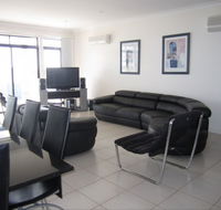 The Waterfront Dolphin - Accommodation Directory