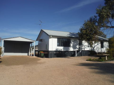 Decked Out - Accommodation Directory 0
