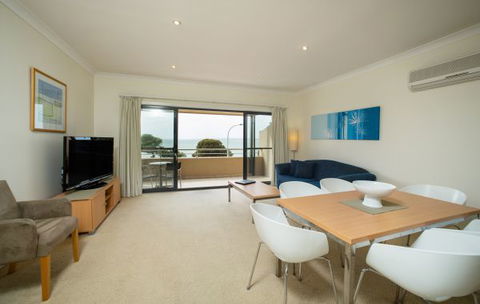 Ozone Hotel - Accommodation Directory 5