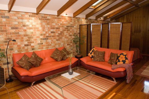 Bet's Bed And Breakfast Studio - Accommodation Directory 3