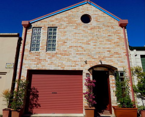 Bet's Bed And Breakfast Studio - Accommodation Directory 6