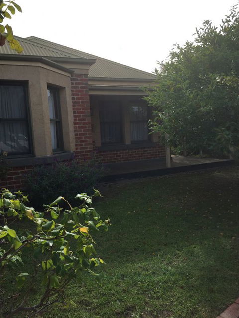 Boatramp Cottage - Accommodation Directory 1