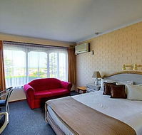 Raglan Motor Inn - Accommodation Directory