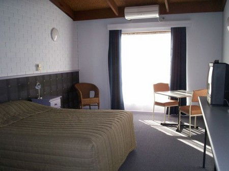 Bakery Park Motor Inn - Accommodation Directory 3