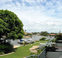 Runaway Cove Luxury Apartments - Accommodation Directory