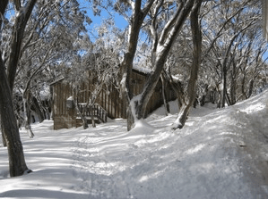Akla Ski Lodge - Accommodation Directory