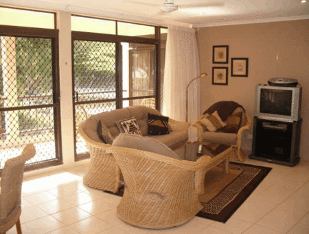 Tranquility Palm Cove - Accommodation Directory 2