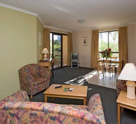 Kingston Court Serviced Apartments - Accommodation Directory 0