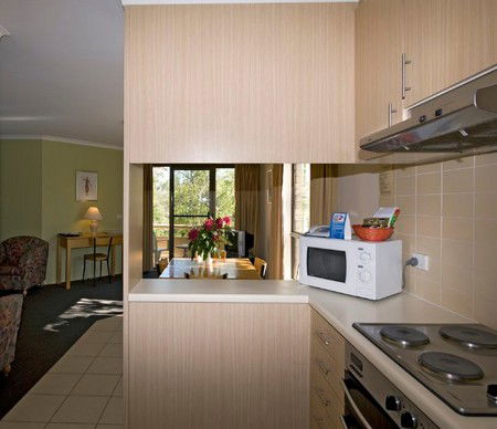 Kingston Court Serviced Apartments - Accommodation Directory 2