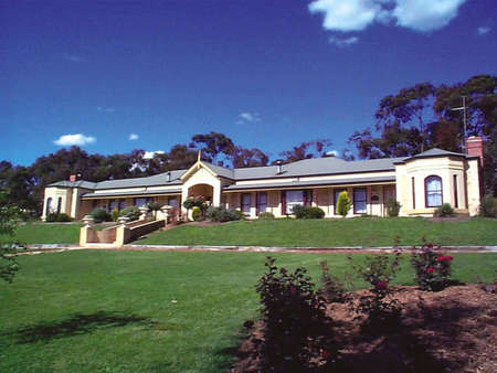 Brice Hill Country Lodge - Accommodation Directory 0