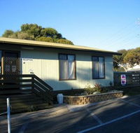 Lake Albert Caravan Park - Accommodation Directory