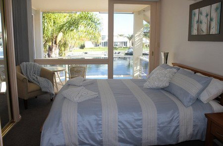 Marina Palms - Accommodation Directory 2