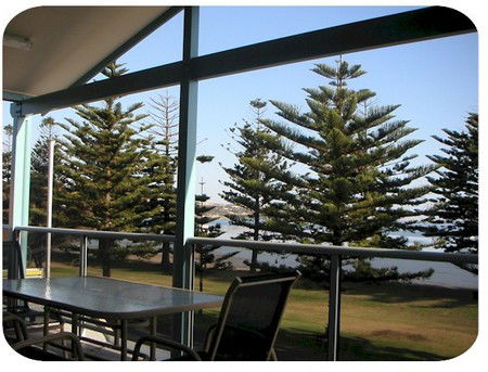 Port Lincoln Foreshore Apartments - Accommodation Directory 2