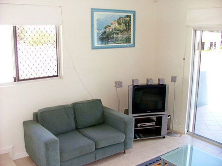 Tasman Beachside Apartments - Accommodation Directory 3