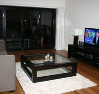 Tuppy's on Pacific - Accommodation Directory