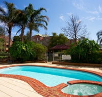 Quest Royal Gardens - Accommodation Directory