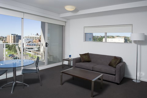 Chifley Apartments Newcastle - Accommodation Directory 4