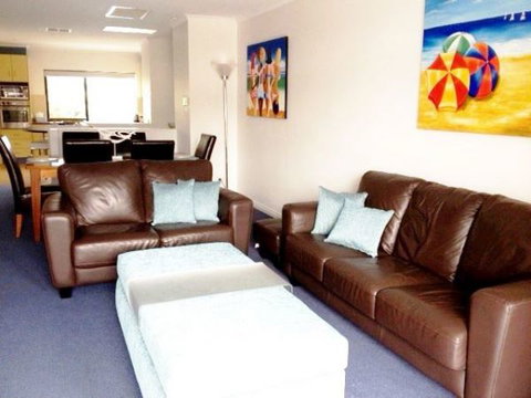 U2 At Moana Beach Holiday Apartment - Accommodation Directory 2