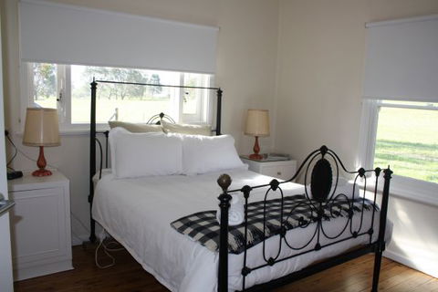 Rabbiter's Hut - Accommodation Directory 3