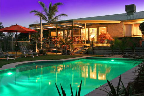 Weeroona Retreat B&B - Accommodation Directory 0