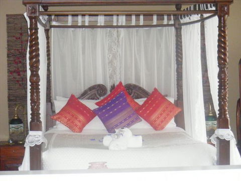 Weeroona Retreat B&B - Accommodation Directory 6