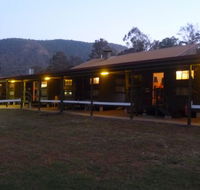 Christmas Creek Cafe and Cabins - Accommodation Directory