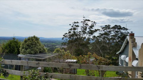 Clifden Cottage - Accommodation Directory 9