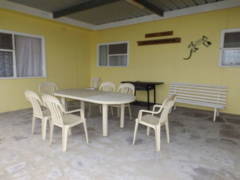 Kirazz House - Accommodation Directory 5