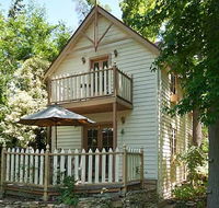 Aldgate Creek Cottage Bed and Breakfast - Accommodation Directory