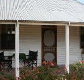 Davidson Cottage on Petticoat Lane - Accommodation Directory